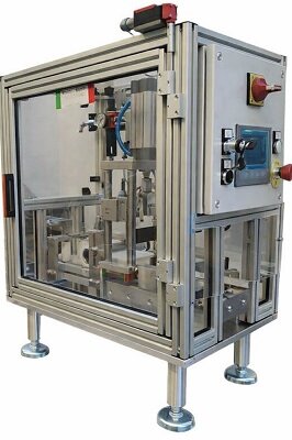 Automatic Soap Cutter for Pilot Soap Lines.